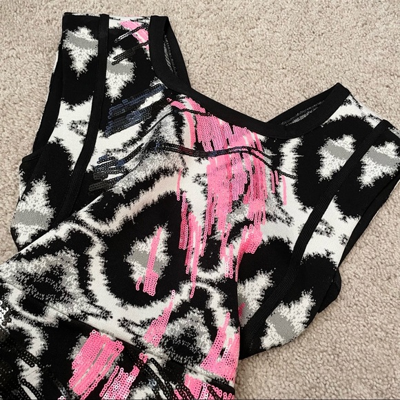 Herve Leger Bandage Dress (Black/White & Hot Pink) - Picture 5 of 10